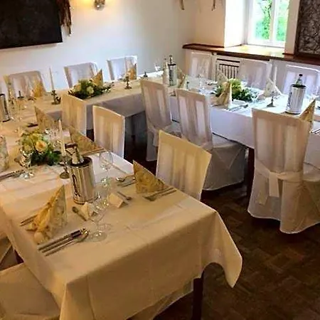 Waldhotel Brand's Busch 3*