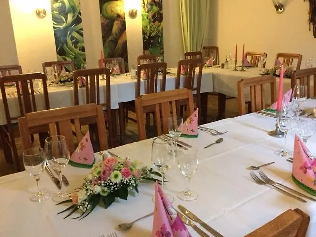 Waldhotel Brand's Busch Szálloda